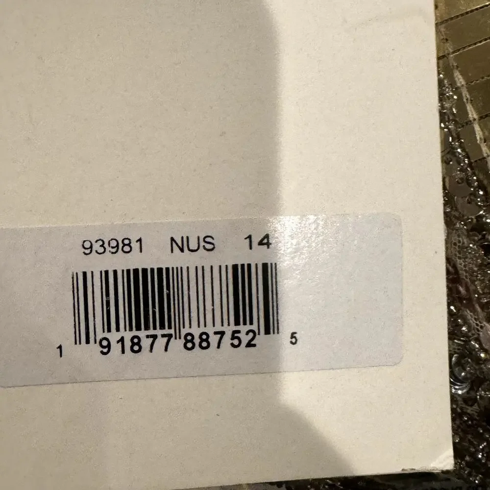 Mac Duggal Bead-Embellished Detail Halter Neck Gown Gold/ Silver Size 14 NWT - Picture 12 of 12